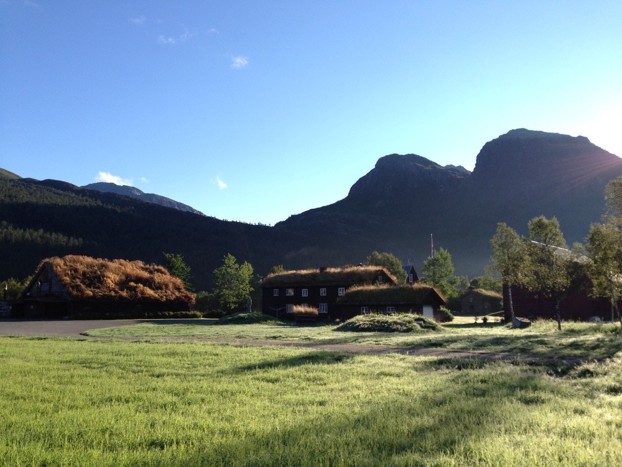 Det har vært bosetning på Gården Kårvatn helt siden 1400-tallet. Foto: Grunneier Galleribilde