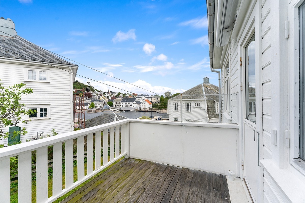 Leilighet 2 i 2 etg. - veranda Galleribilde