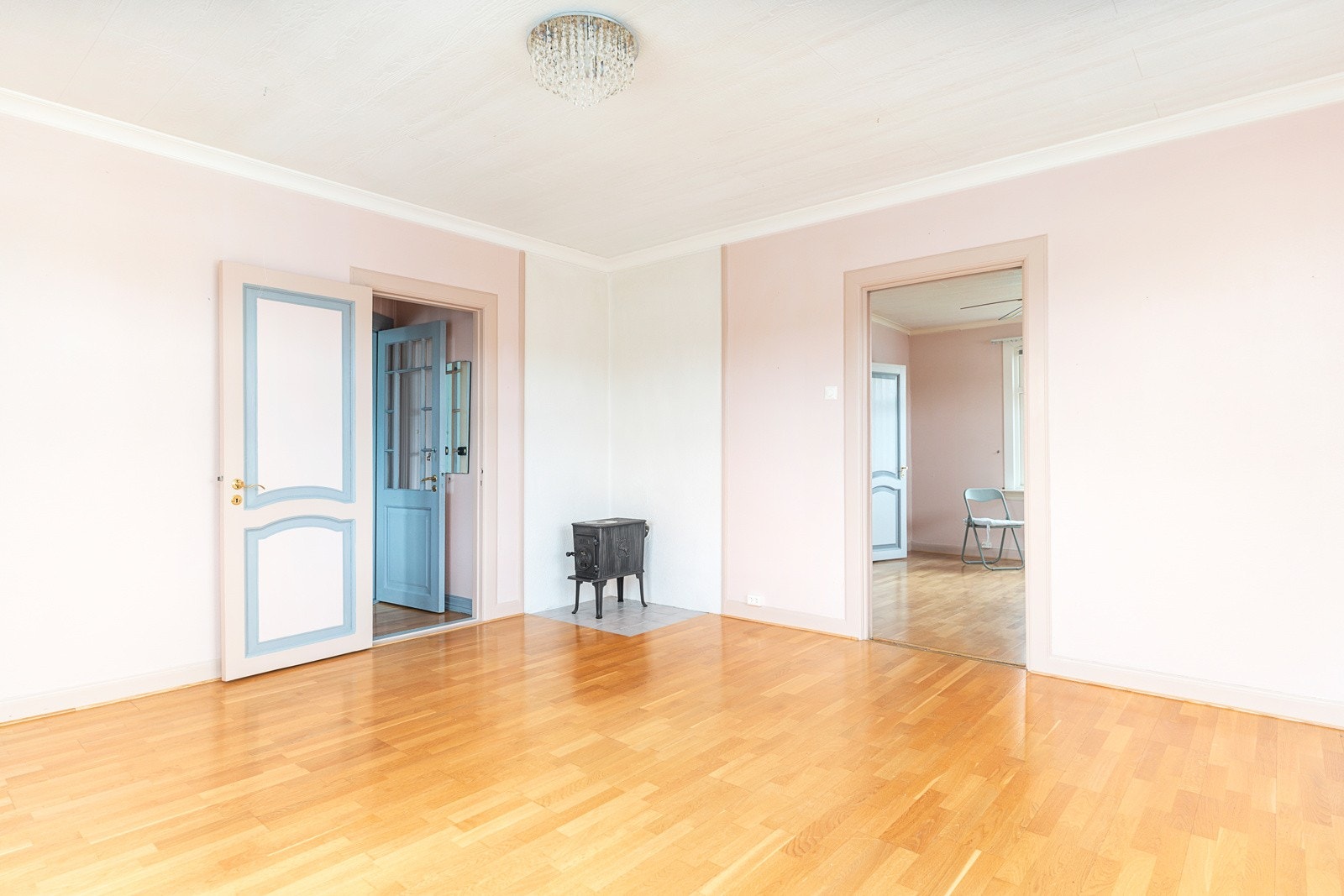 Leilighet 2 i 2 etg. - oppholdsrom Galleribilde