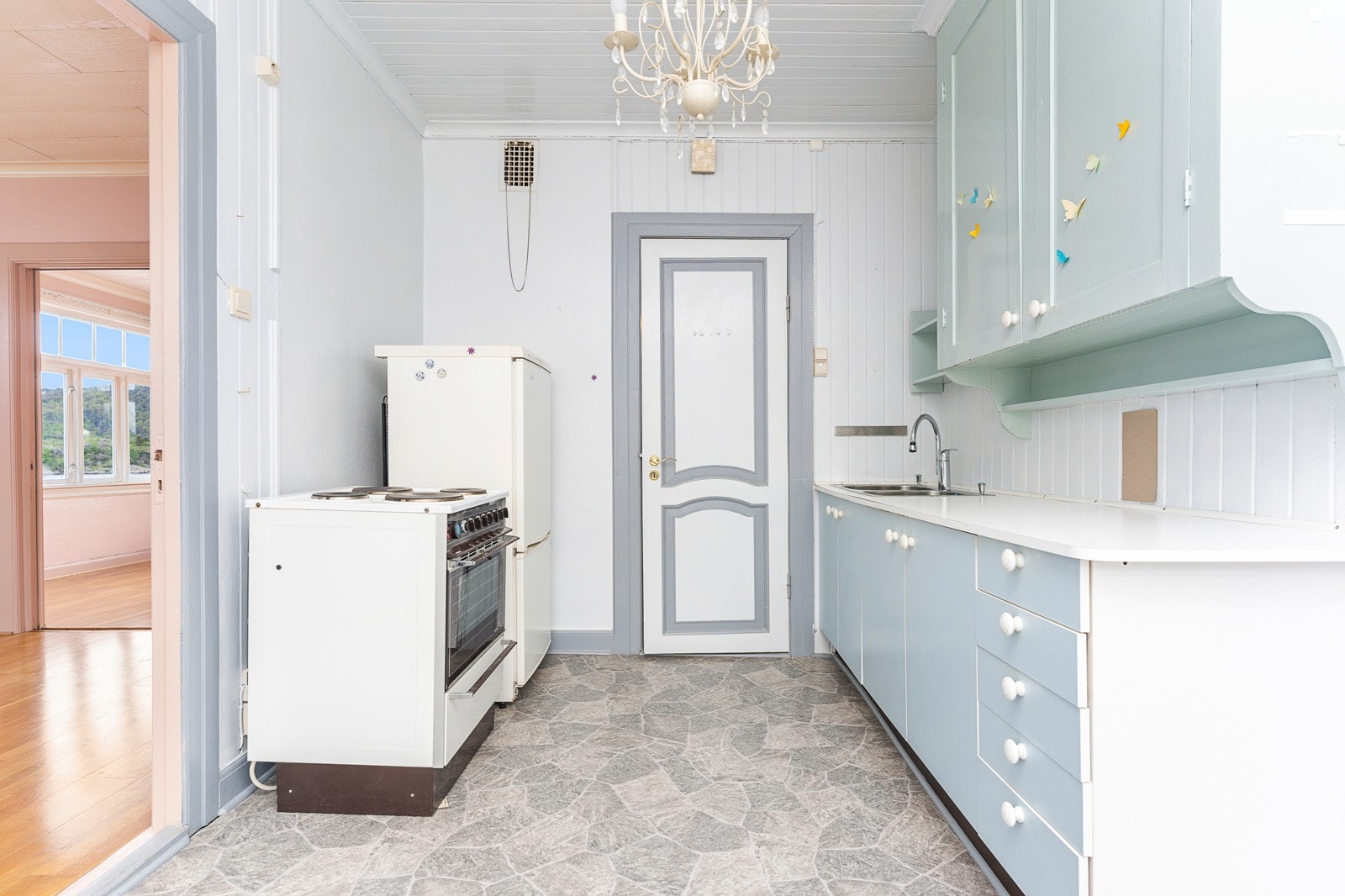 Leilighet 2 i 2 etg. - kjøkken Galleribilde