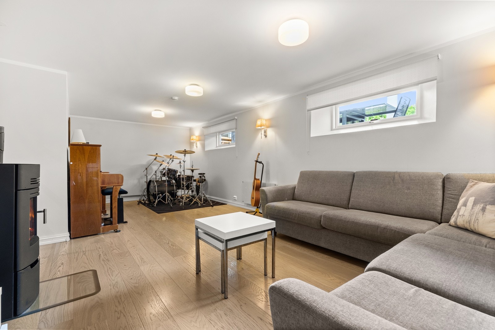 Boligens kjelleretasje ble overflateoppusset i 2013/2014, samt stedvis i 2016. Galleribilde