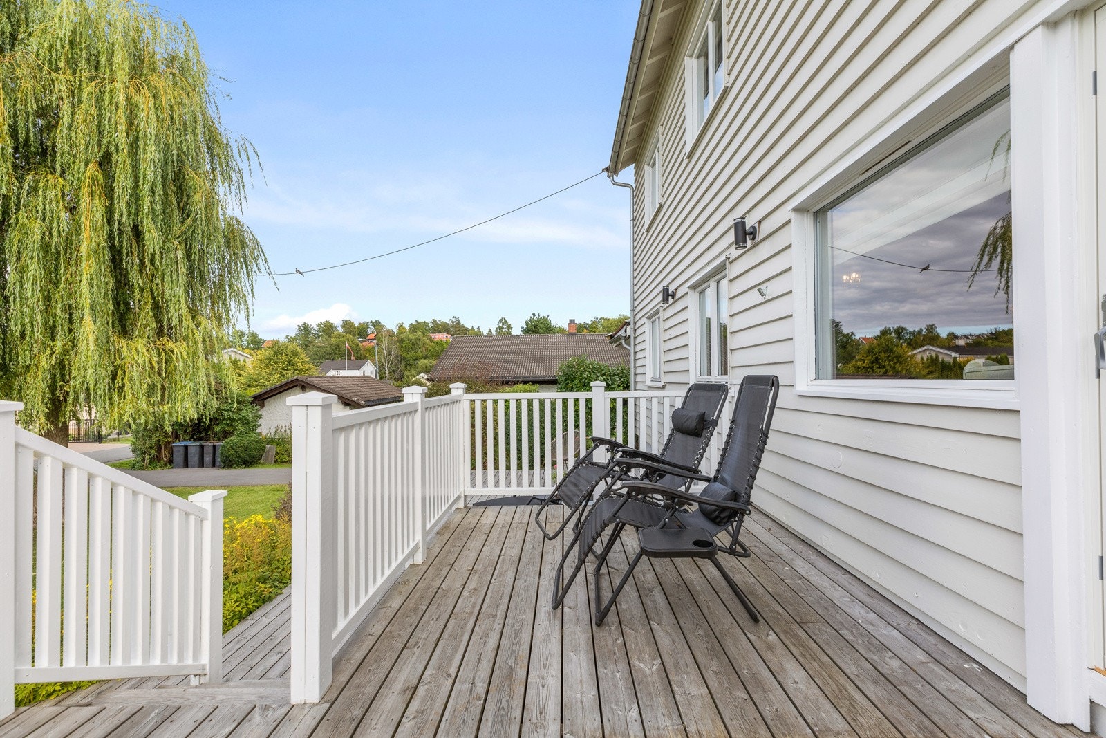 Terrassen går over to plan. Galleribilde