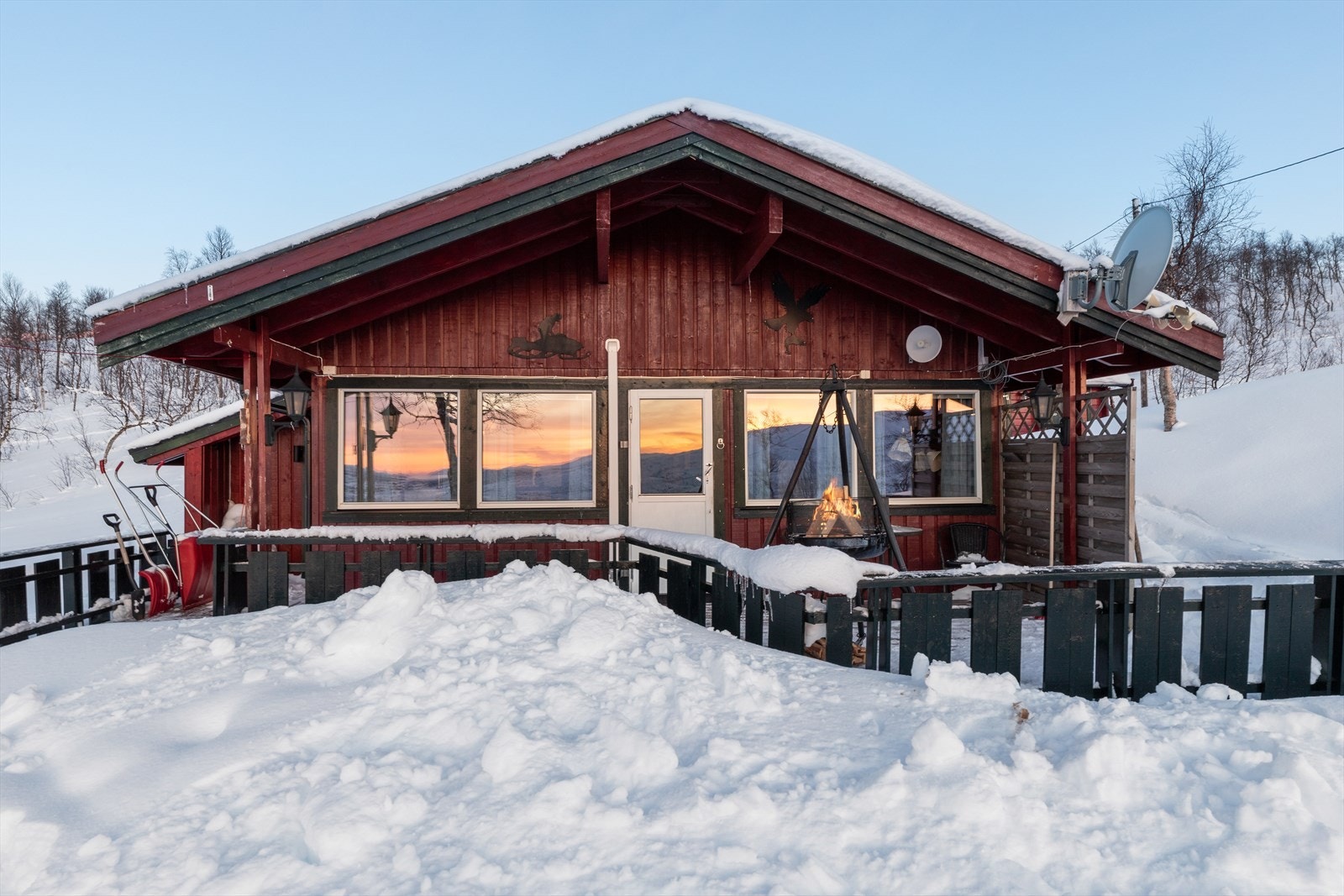 Hytten går over ett plan + hems Galleribilde