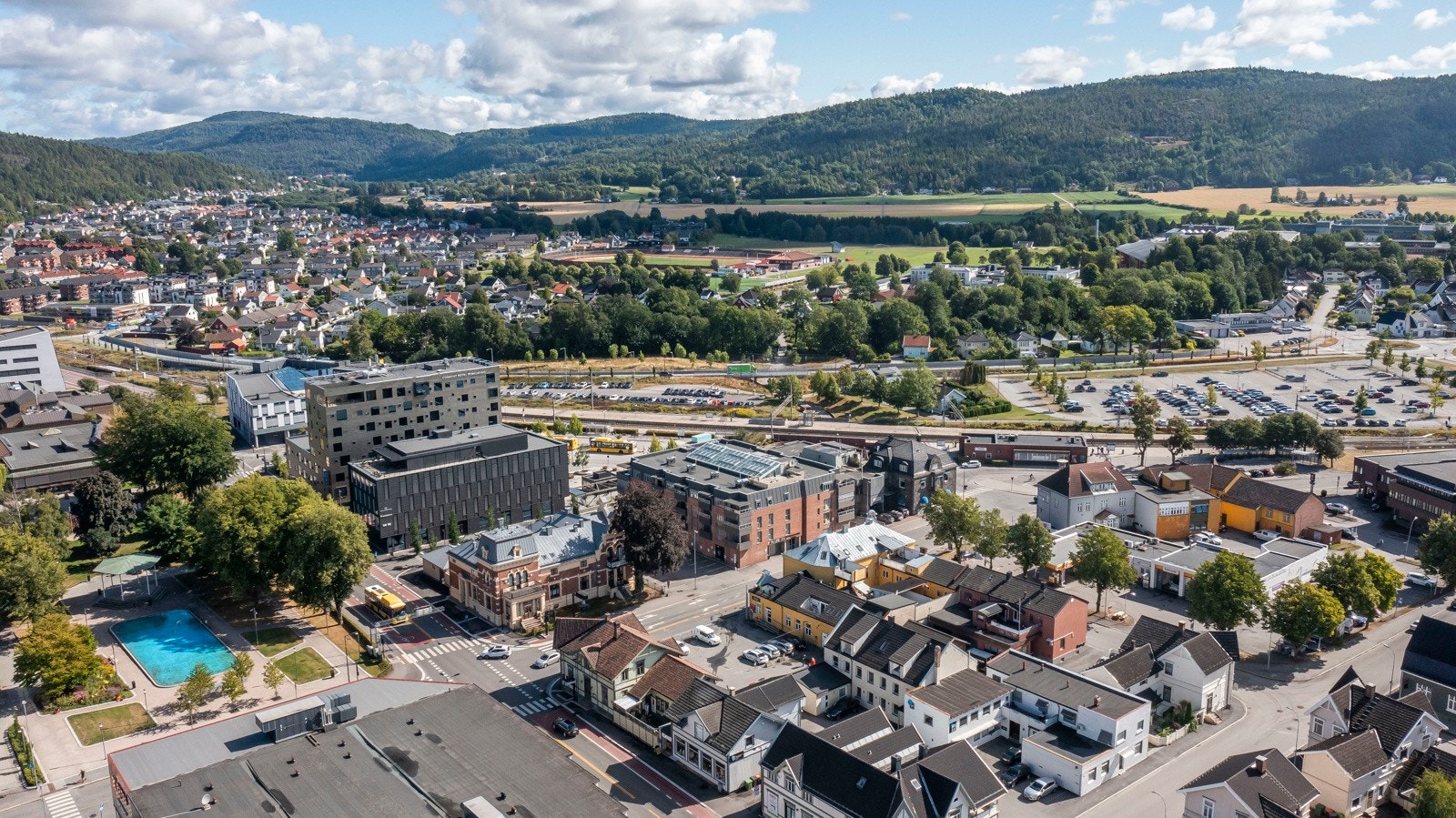 Kun et steinkast unna knutepunktet kammerherreløkke (Porsgrunn Terminal) Galleribilde
