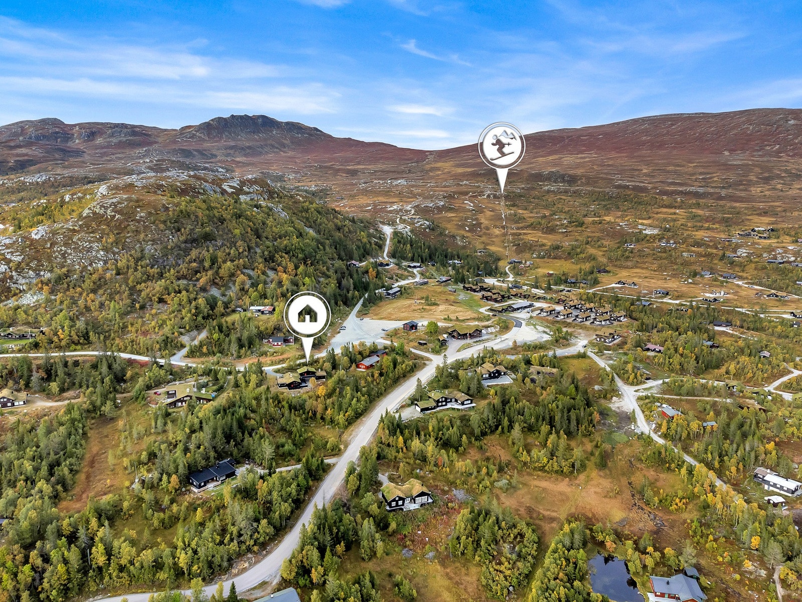 Fra hytta kommer man rett opp i høyfjellet med fine turveier og skiløyper over Istjern og mot Haglebu, eller direkte opp til Høgevarde og Gråfjell som er de høyeste toppene på Norefjell. Galleribilde