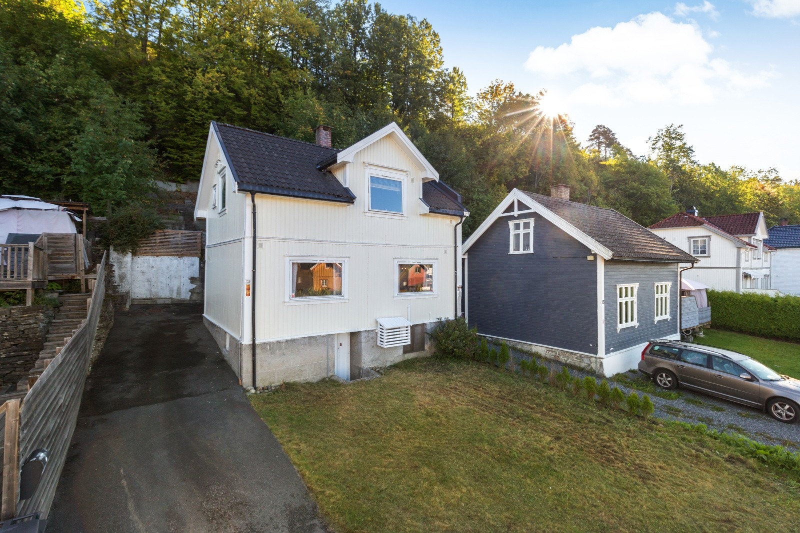 Meglerhuset Telemark v/ Daniel Yven ønsker deg velkommen til Munkelia 14! Galleribilde