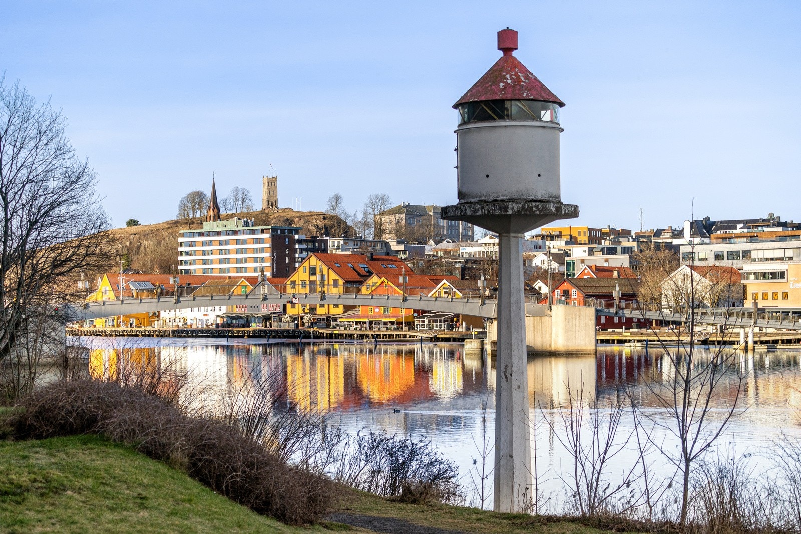 Gangbro over til Tønsberg brygge Galleribilde