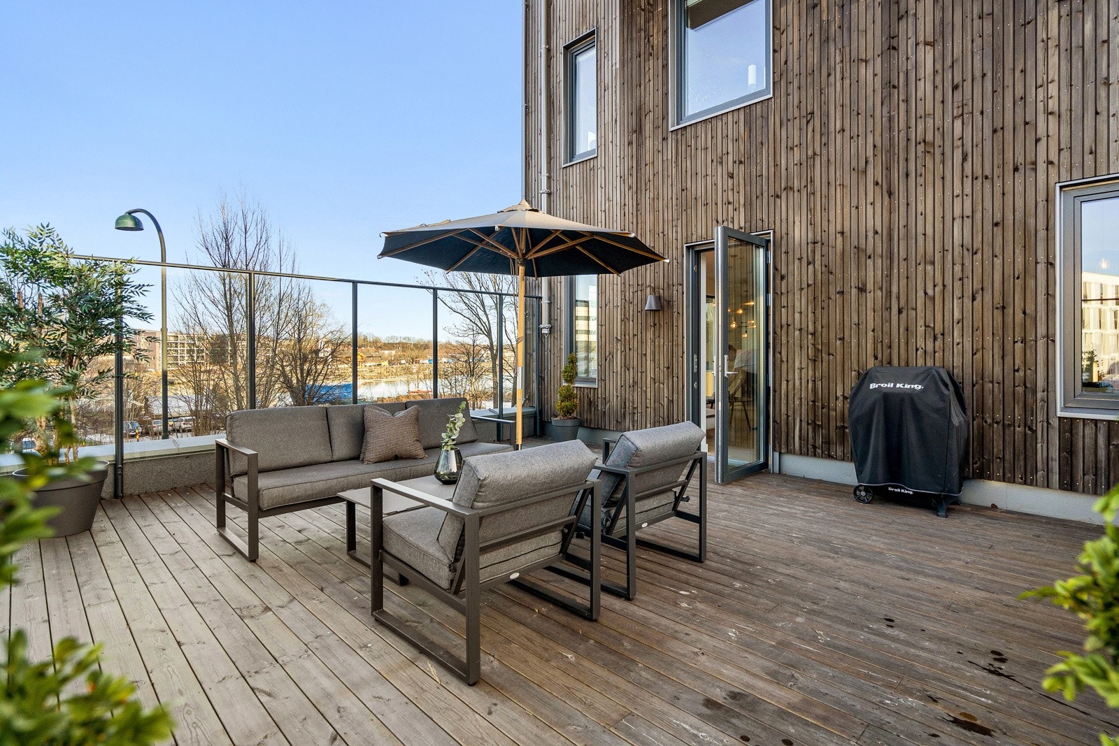 Unik terrasse - Her kan man skape sin egen lille oase! Galleribilde