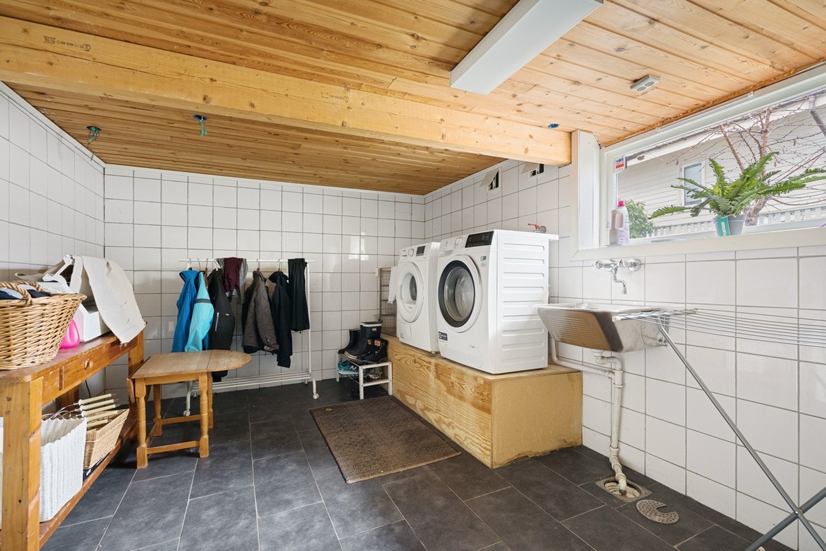 Vaskerom Galleribilde