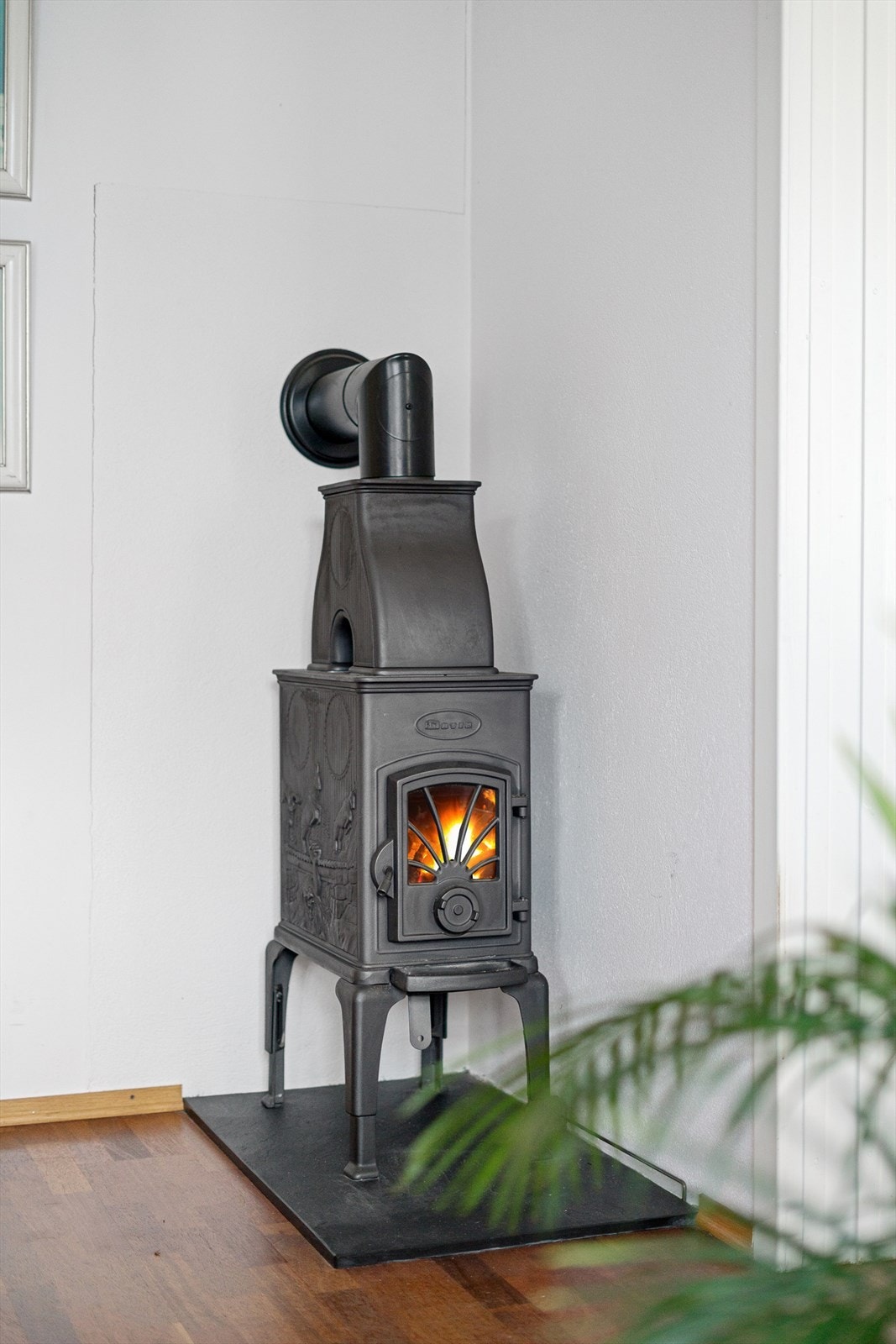 Vedovn i spisestuen Galleribilde