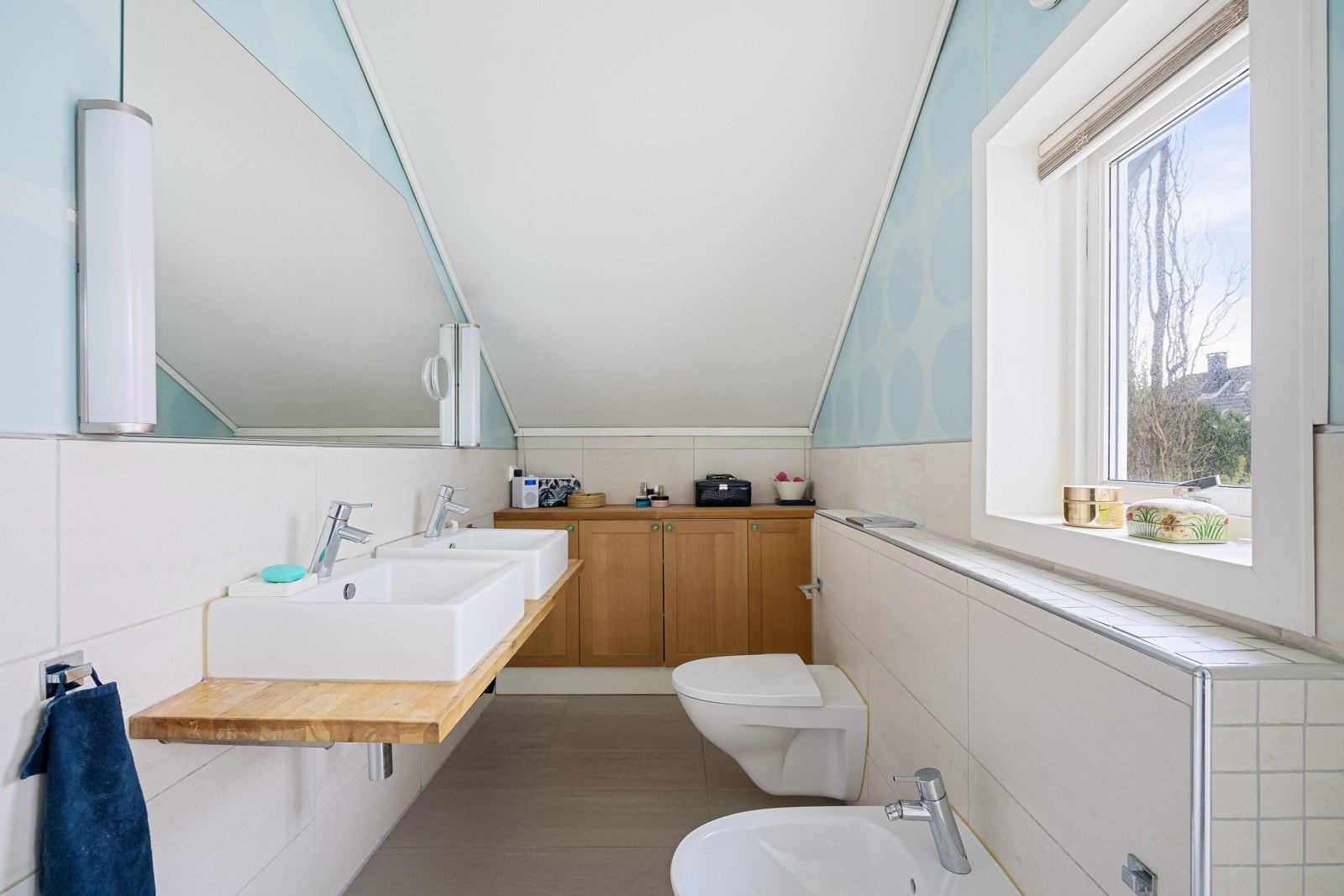 Bad 2 etg Galleribilde