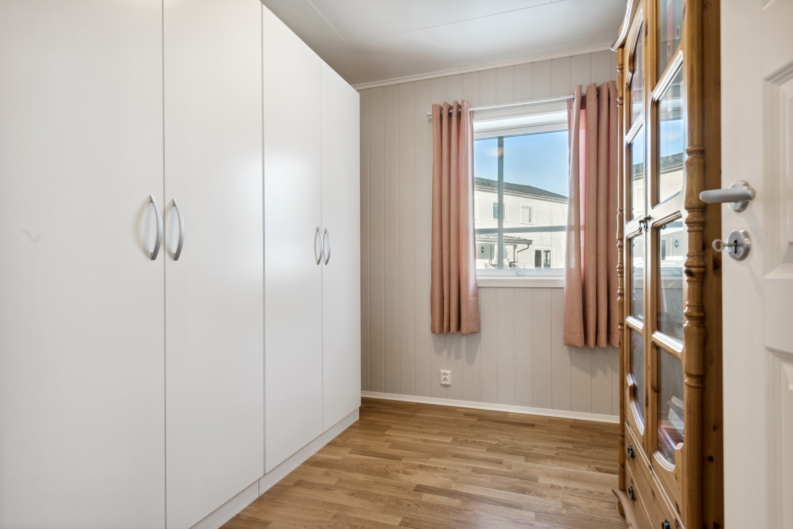 4983730_1-jjqmpb1.jpg Galleribilde