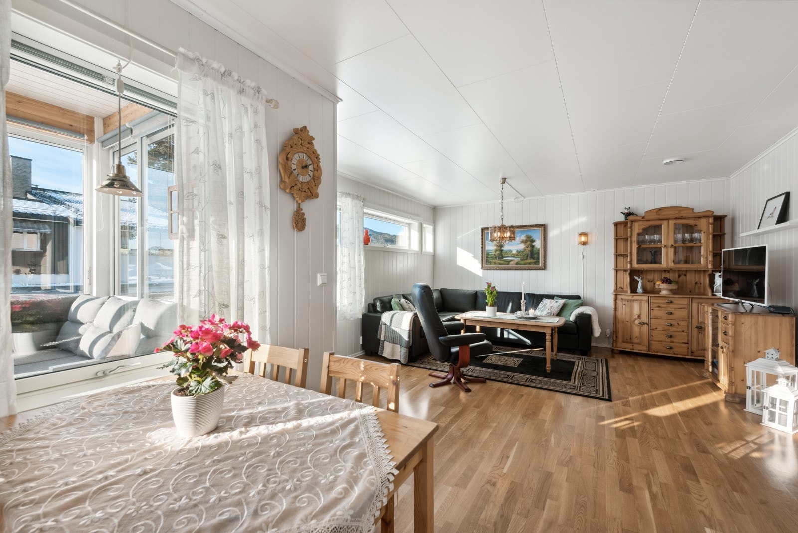 4983735_1-rbymrb1.jpg Galleribilde