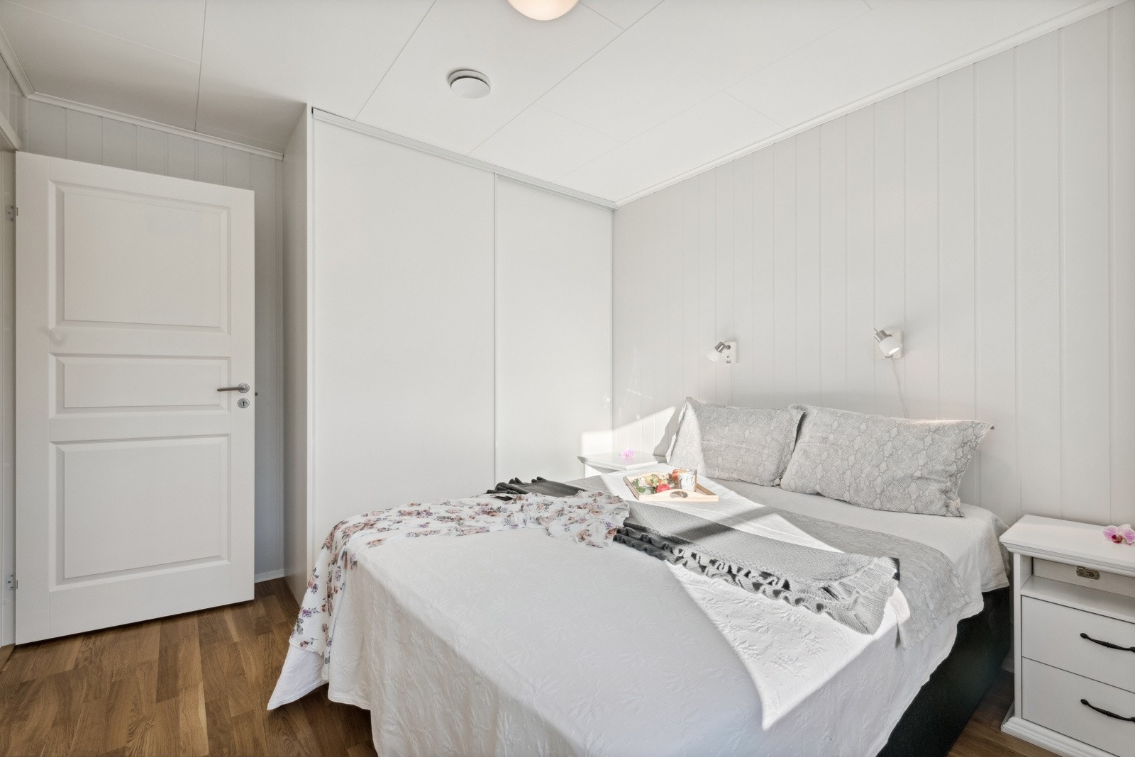 4983728_1-ybxqub1.jpg Galleribilde