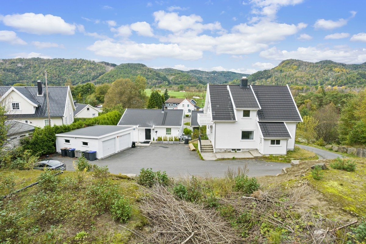 4648371_1-rvclvb1.jpg Galleribilde