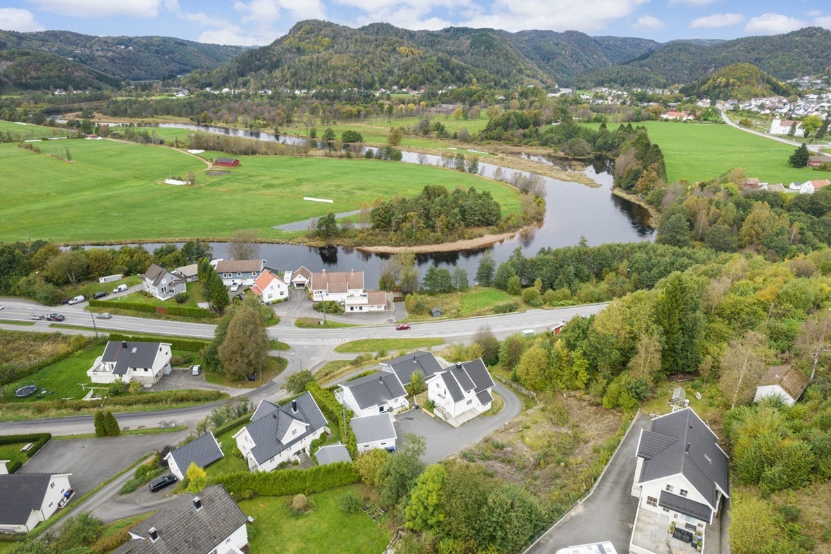 4648367_1-ykdbmb1.jpg Galleribilde