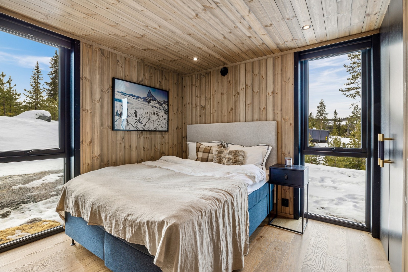 Soverommene har en god størrelse. Soverom nr. 2 Galleribilde