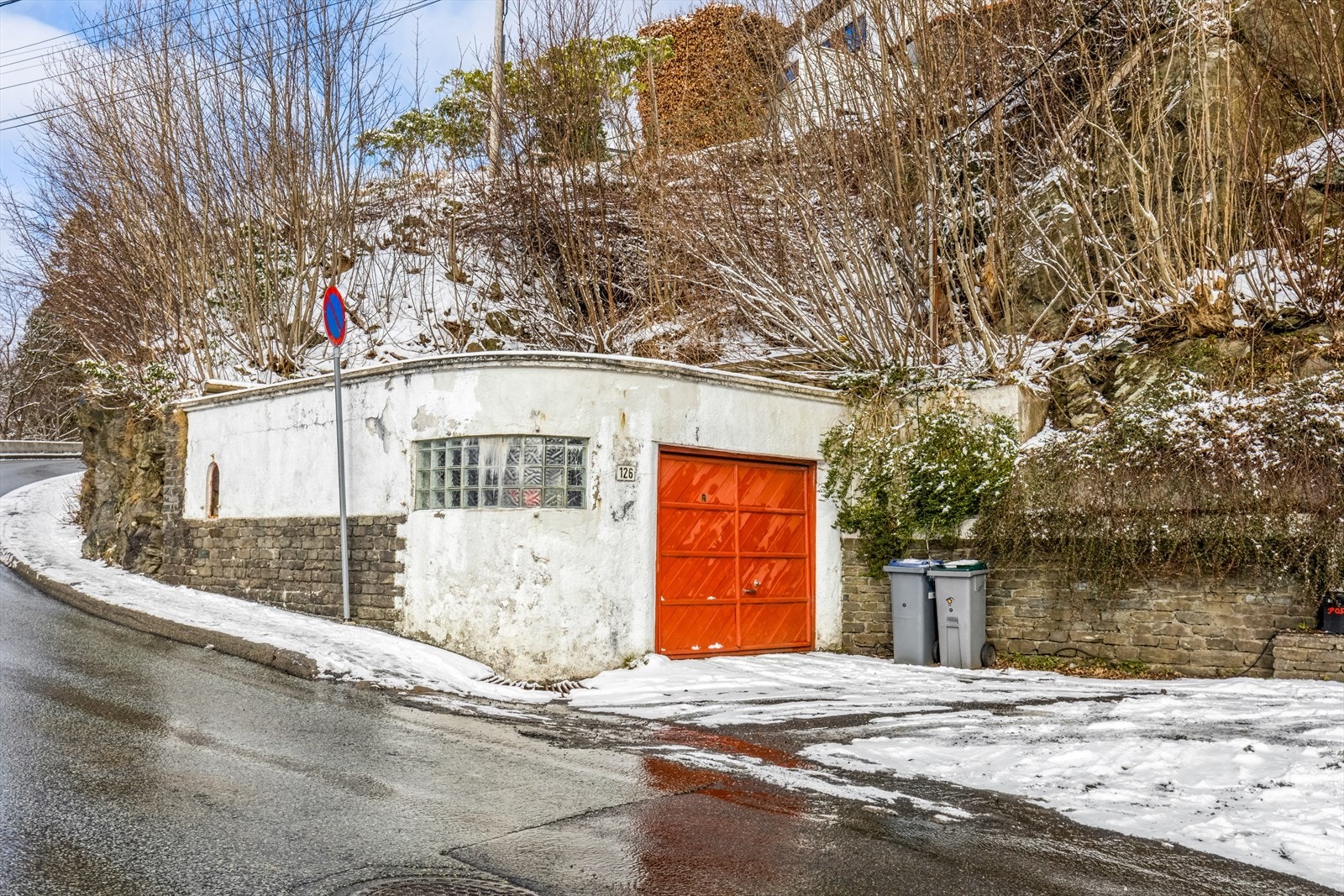 Garasje bygget i 1940 på 23 kvm. Galleribilde