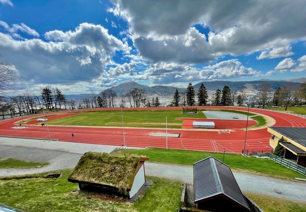 Idrettsplassen på Skansemyren med treningspark. Galleribilde