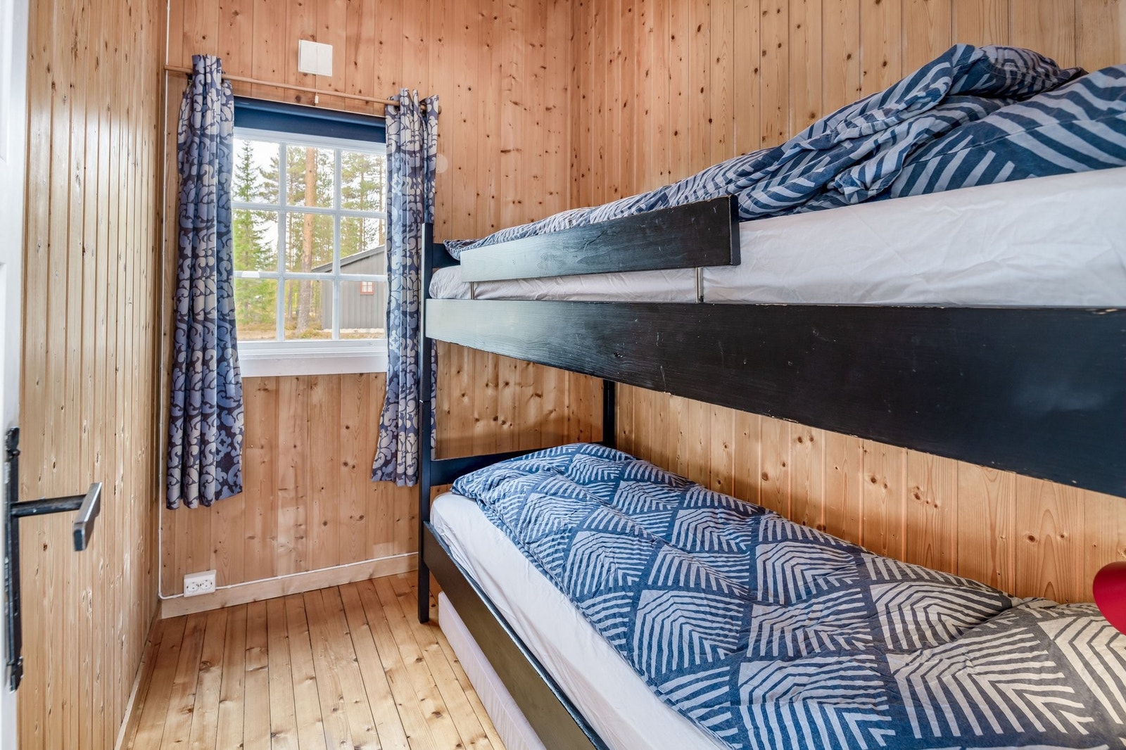 Soverom 2 med plass til køyeseng Galleribilde