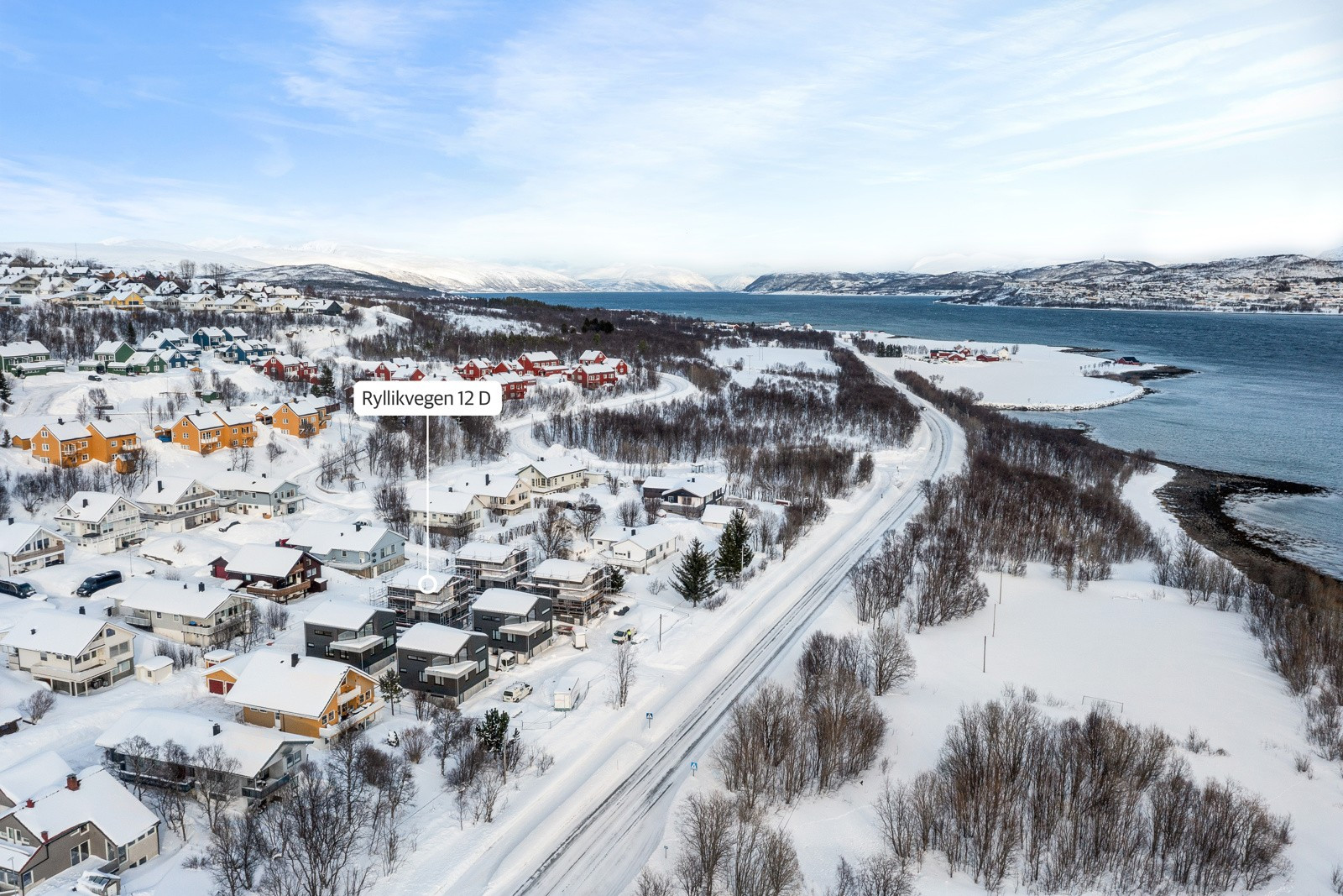 Sentral beliggenhet med kort vei til barnehage, skole, dagligvare mv.