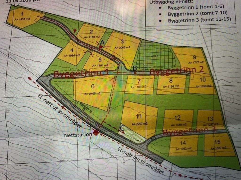 Tomt 2, 3 og 6 er solgt. Tomt 5 er reservert. Galleribilde