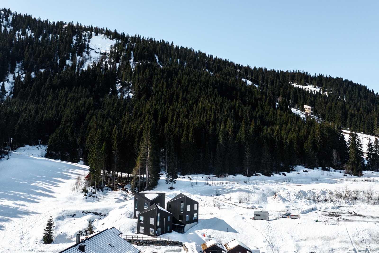 Bilder av Jon Hunnålvatn Tøn Galleribilde