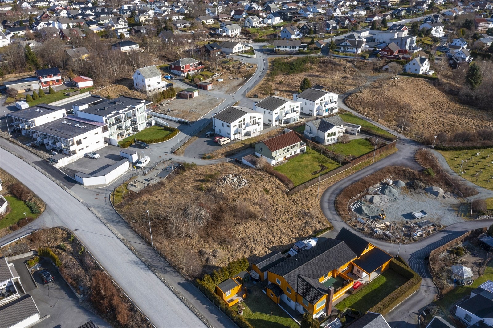 Tomten er lett skrånende Galleribilde