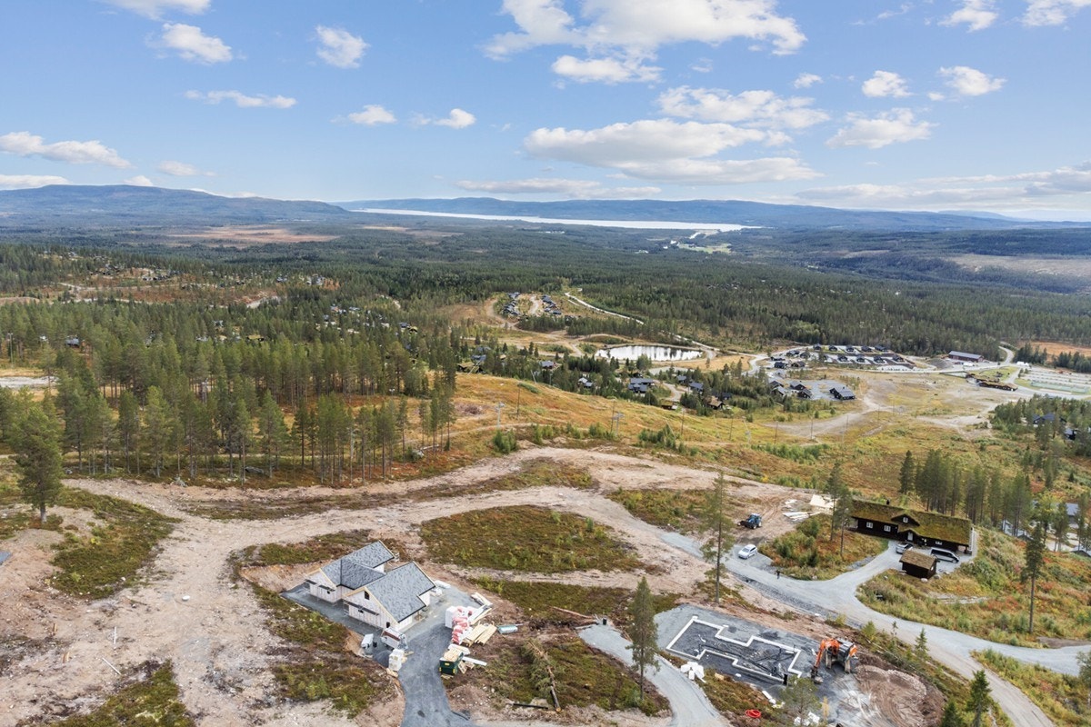 Tomten ligger rett ved skiheis. Galleribilde