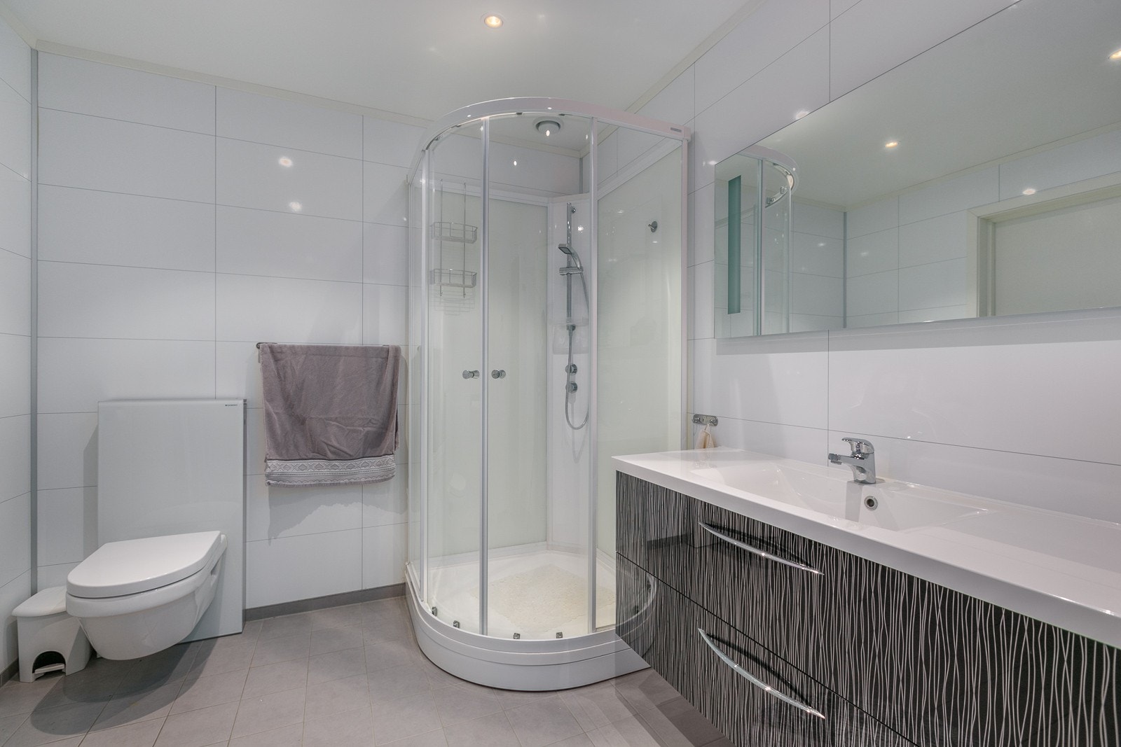 Bad i boligens første etasje. Galleribilde