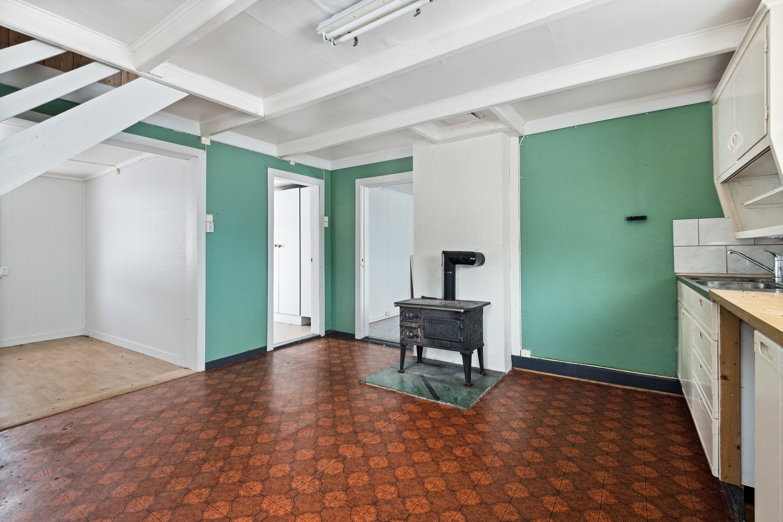 Kjøkken/spisestue. Galleribilde