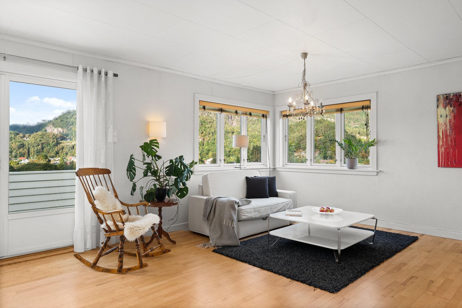 4832000_1-nknkub1.jpg Galleribilde