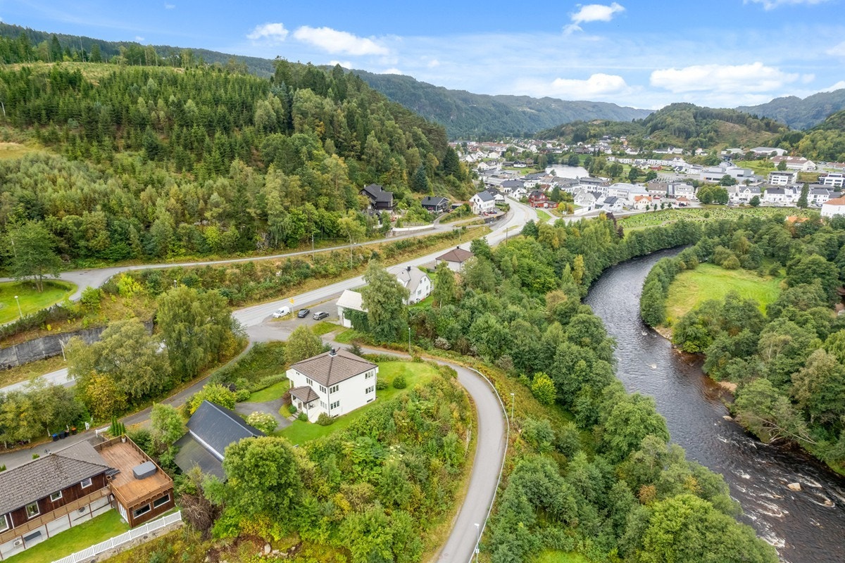 4831974_1-pdqsub1.jpg Galleribilde