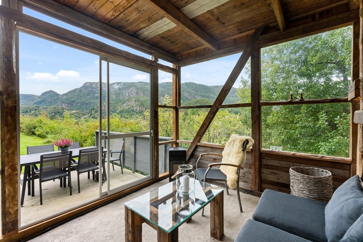 4831967_1-ajzyqb1.jpg Galleribilde