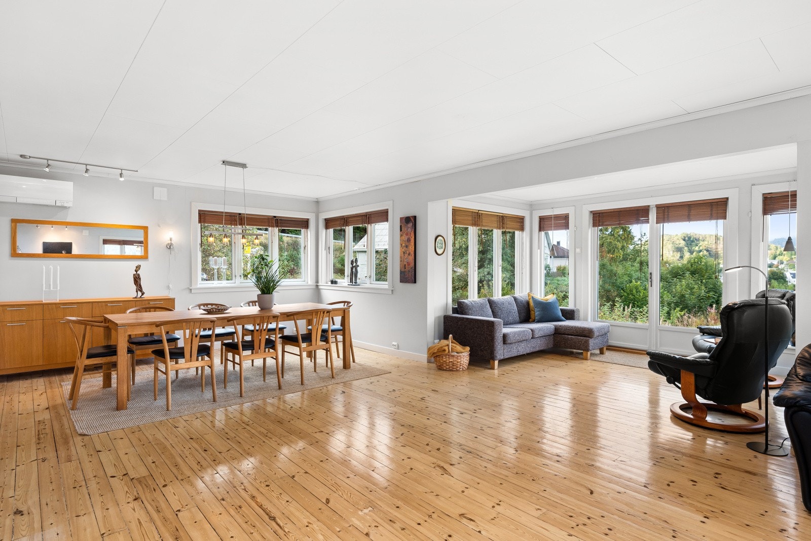 4831986_1-fqhqub1.jpg Galleribilde