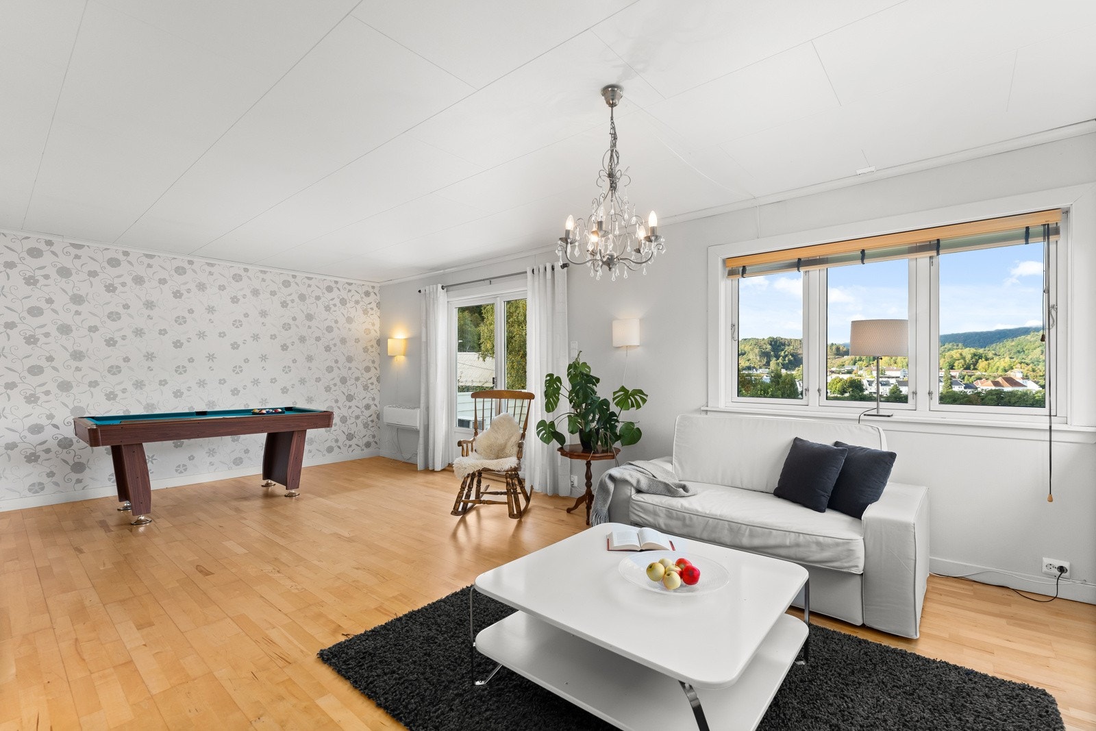 4832001_1-zocstb1.jpg Galleribilde