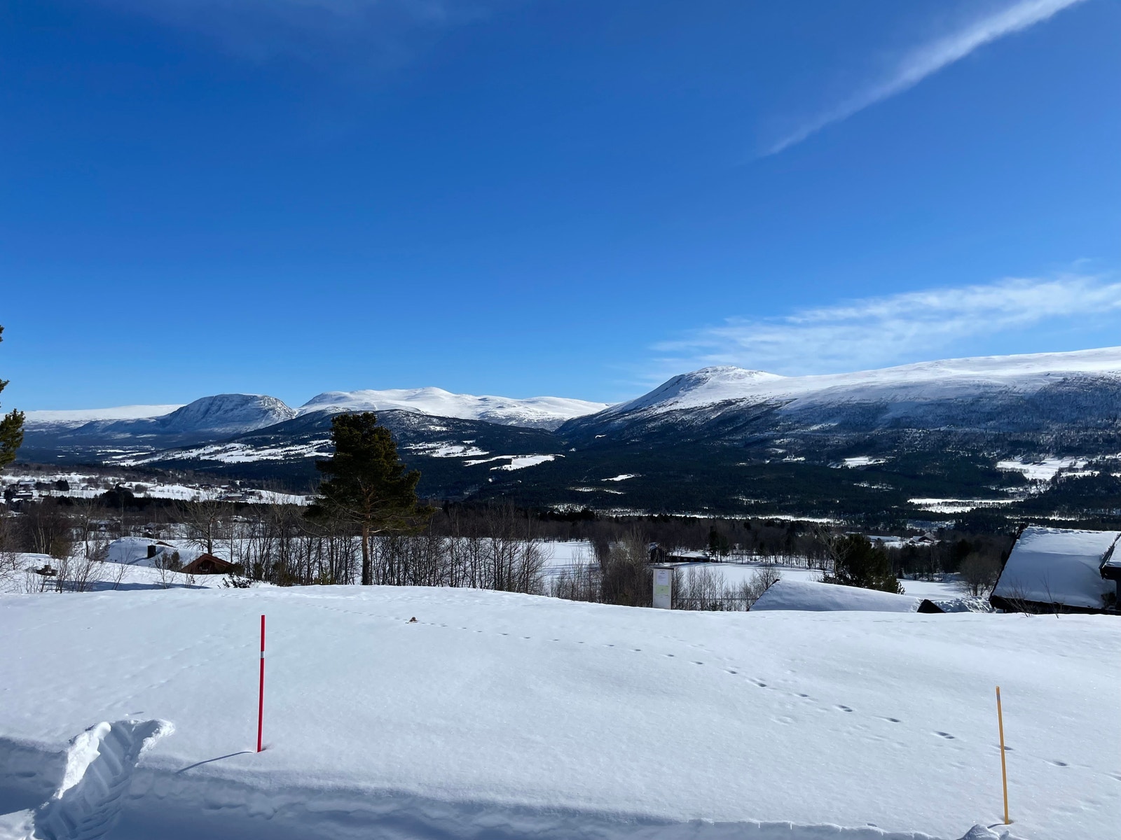 Tomten har en nydelig utsikt østover mot Oppdal! Galleribilde