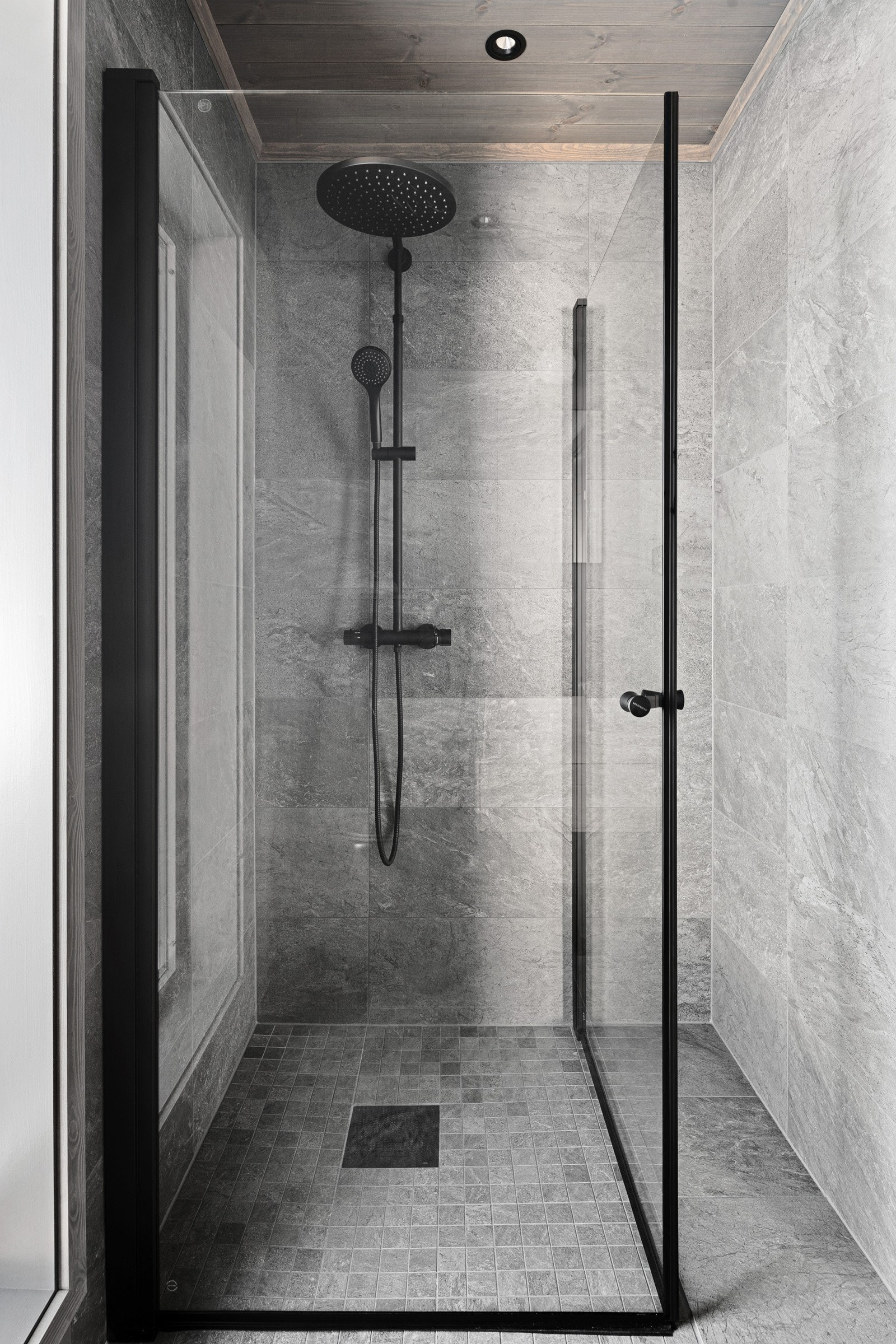 Bad v/soverom Galleribilde