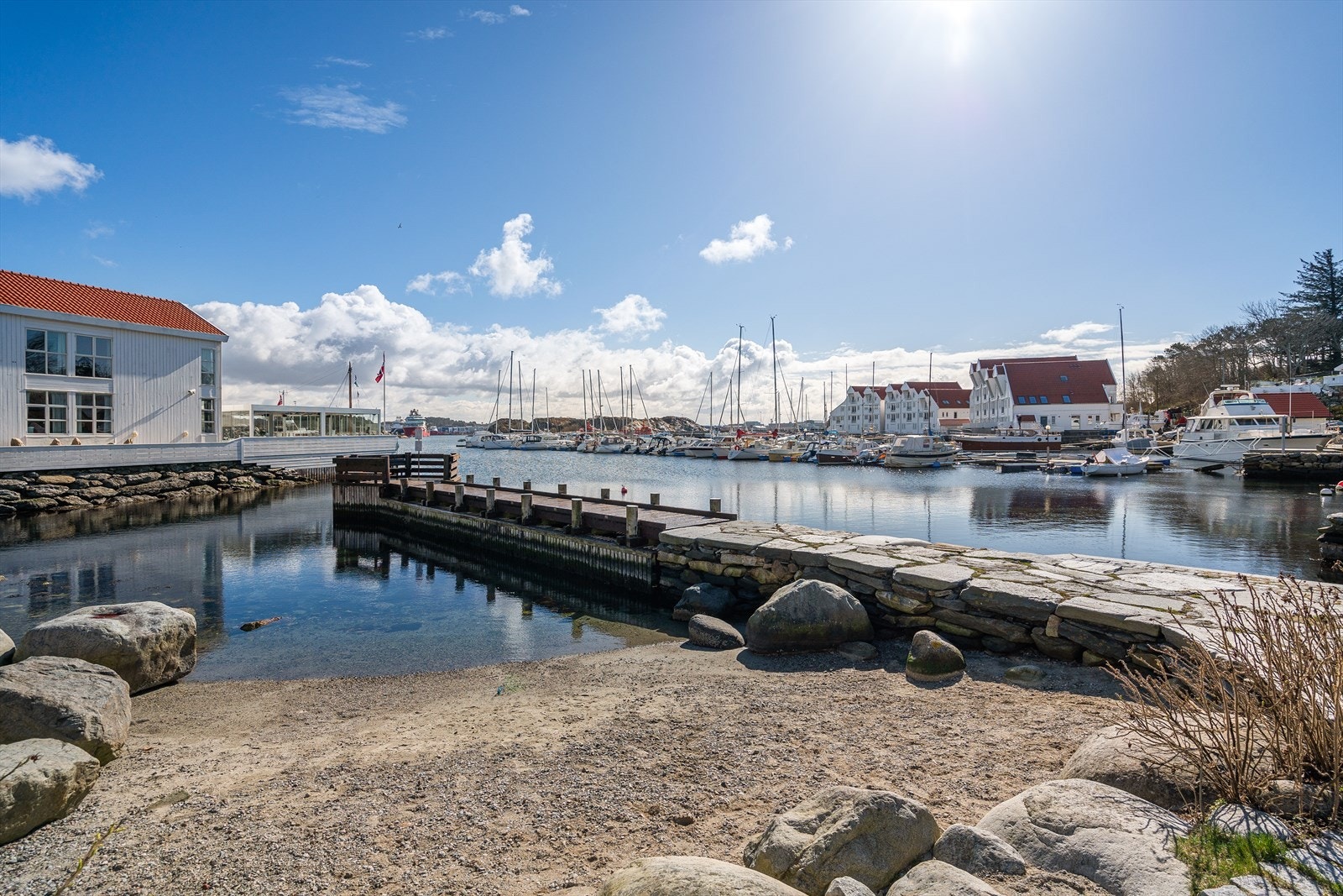 Flotte turområder og bademuligheter like ved. Galleribilde