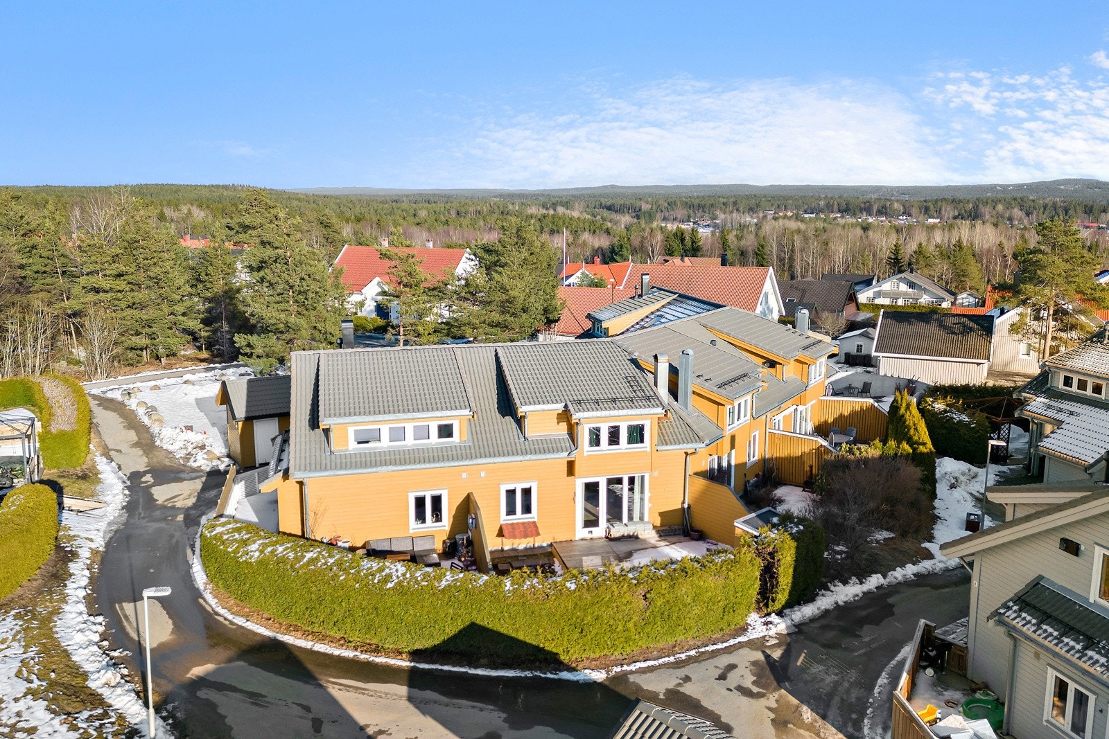 Kontakt megler for visning (t) 46 44 84 43 Galleribilde