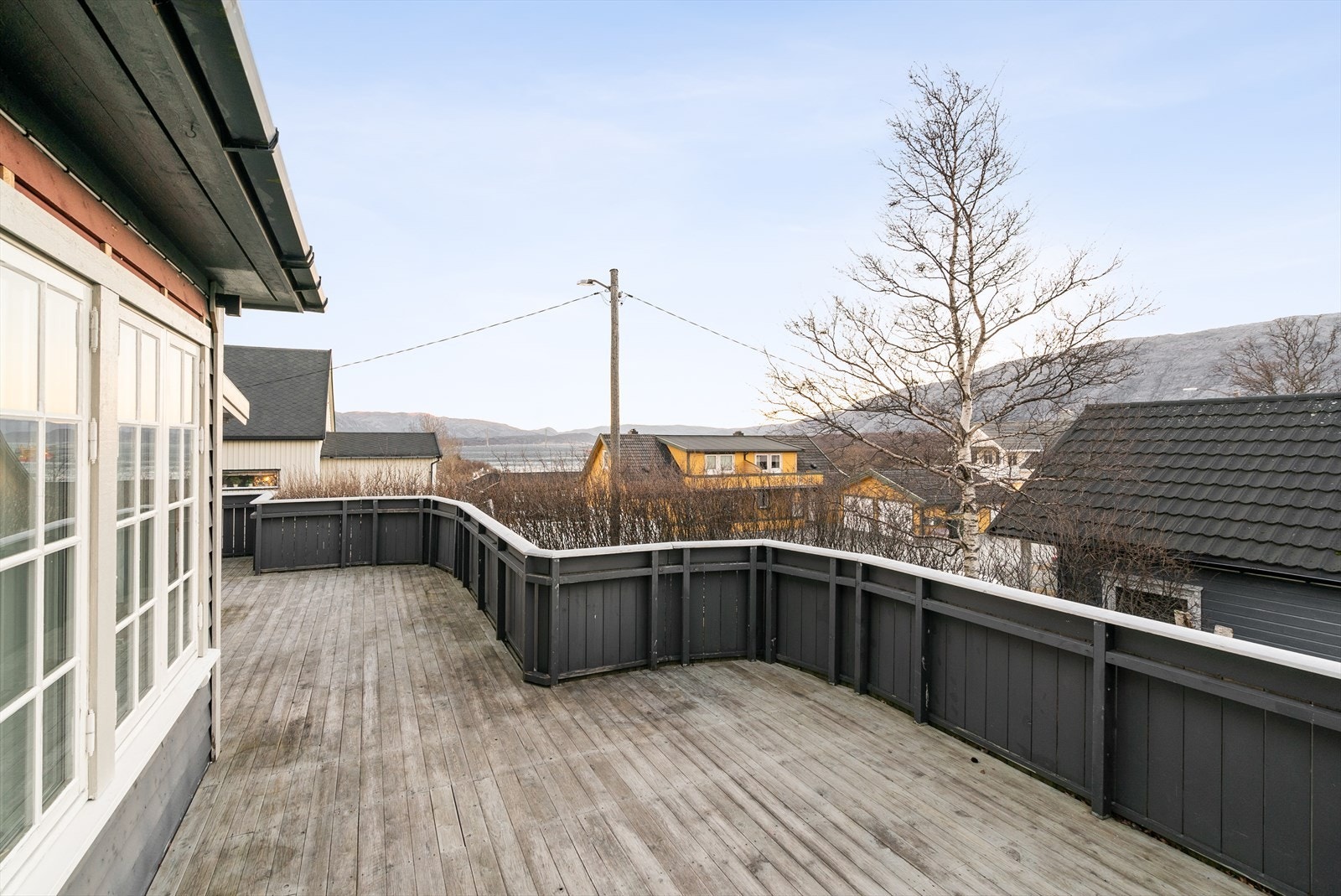 Eiendommen nyter svært gode lys- og solforhold Galleribilde