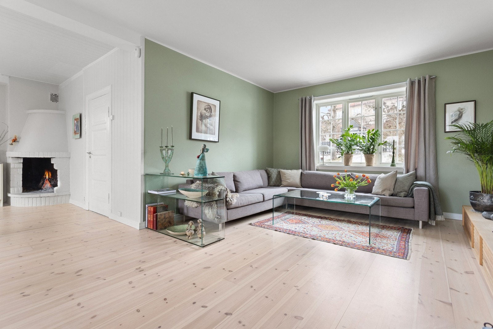 Stuen har flere innredningsmuligheter etter ønske og behov. Galleribilde