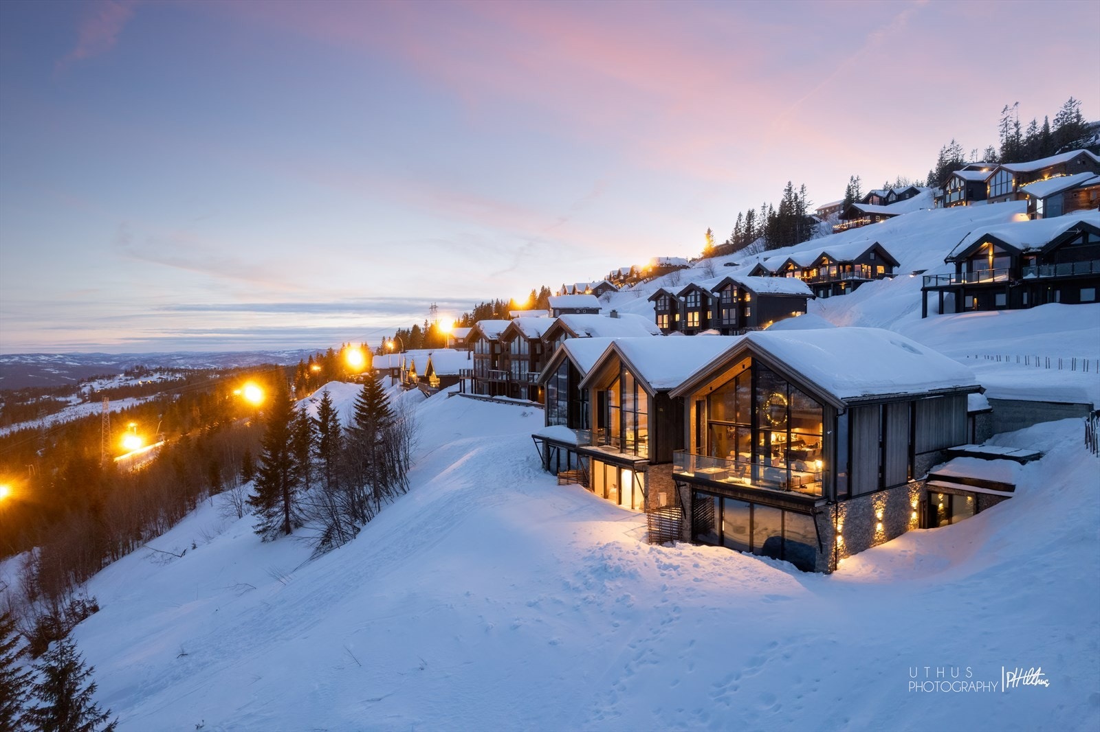Velkommen til Norefjell Edge! En fantastisk chalet med kompromissløs kvalitet og rå utsikt! Galleribilde