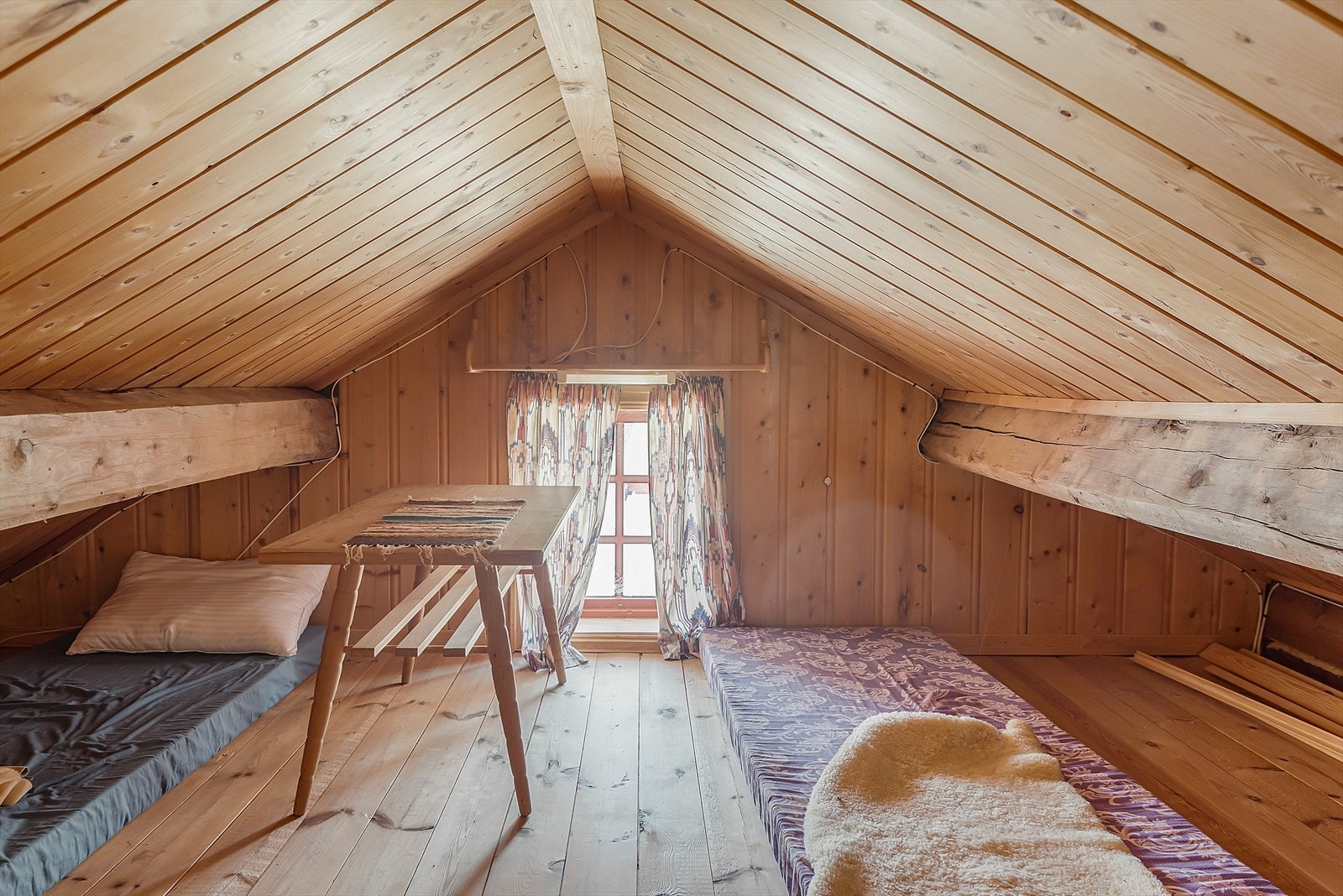 Hems over stuen Galleribilde