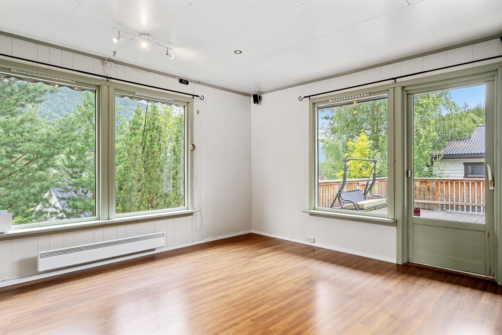 Utgang til terrassen. Galleribilde