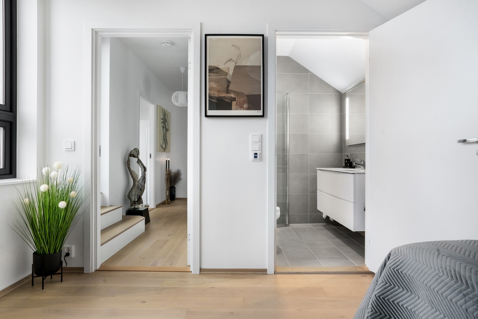 En suite soverom Galleribilde