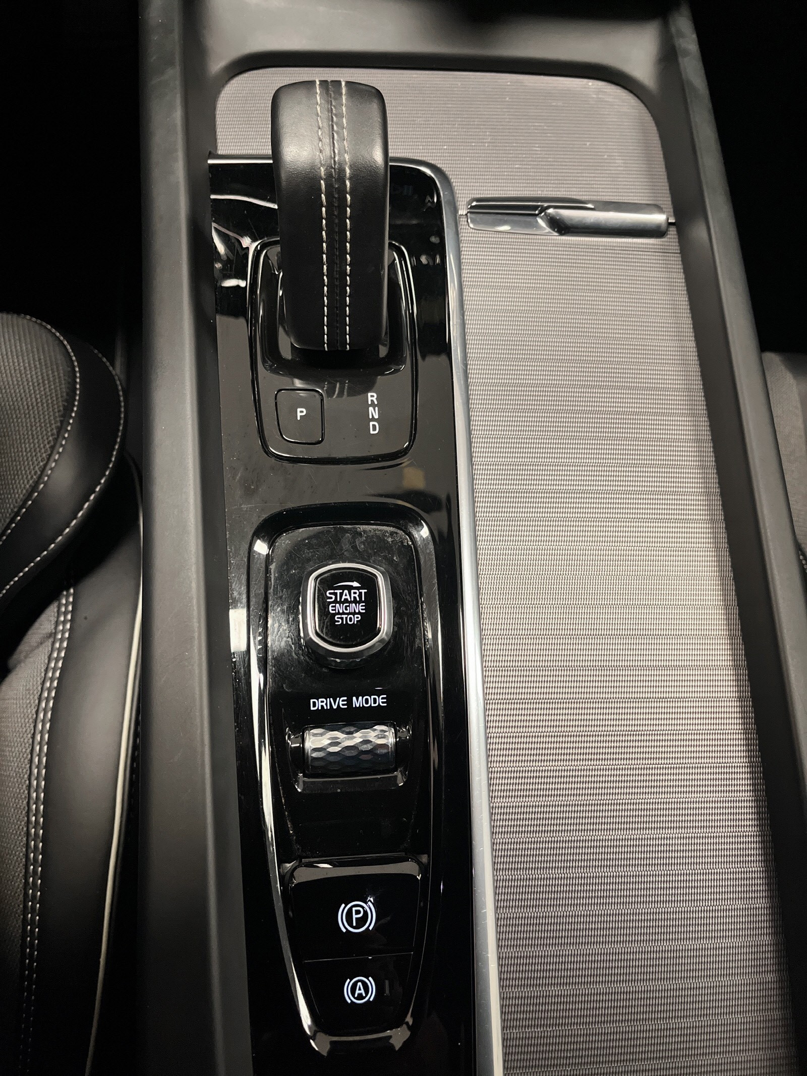 Drive mode for valg av kjørestil.El/Hybrid/AWD eller sport.