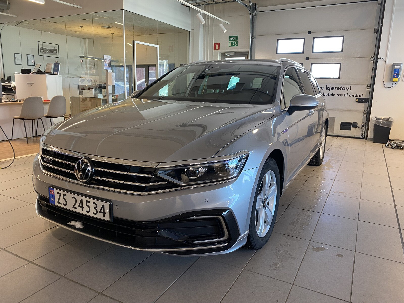 Volkswagen Passat fl gte Easy-open, Webasto med fjærnkontroll, Skinn