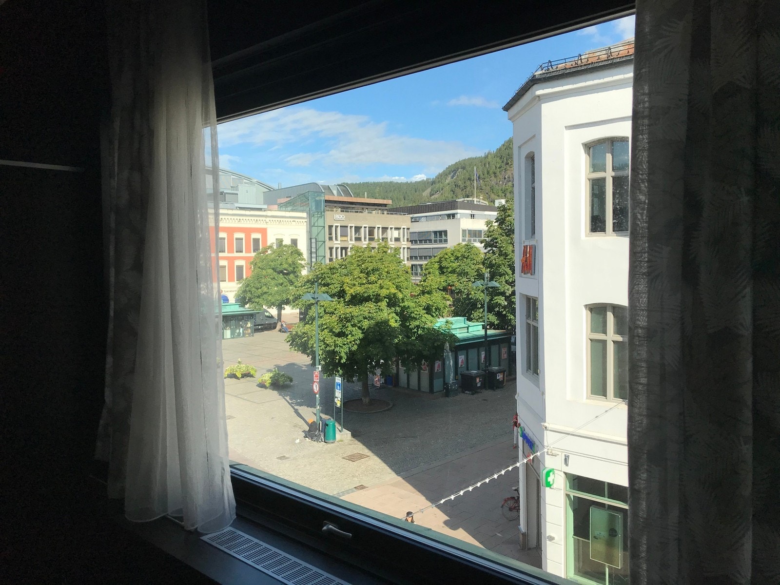 796_1742209972.jpg Galleribilde