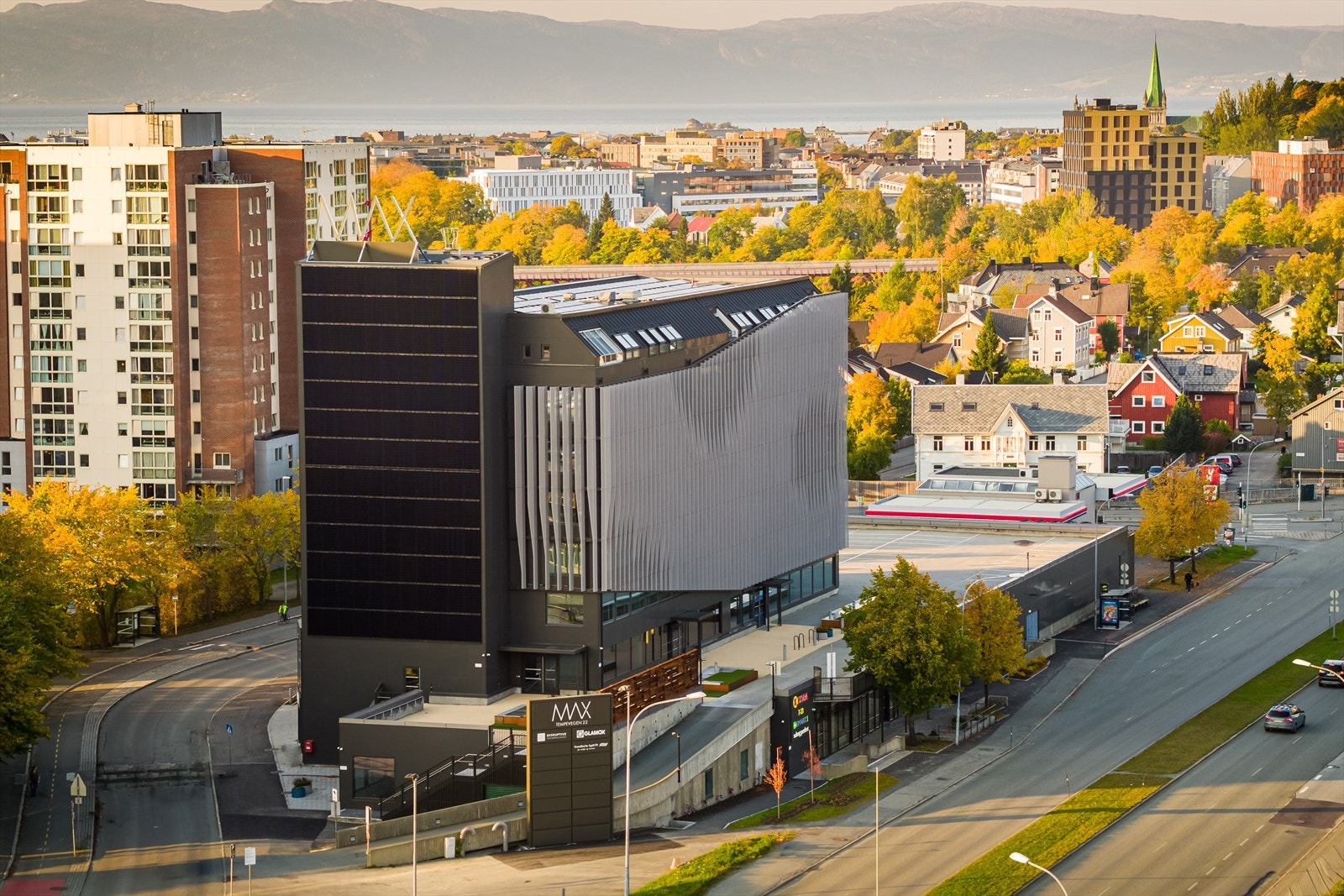 MAX-bygget mot E6 (Holtermanns v.) Galleribilde